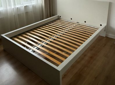 Bed frame