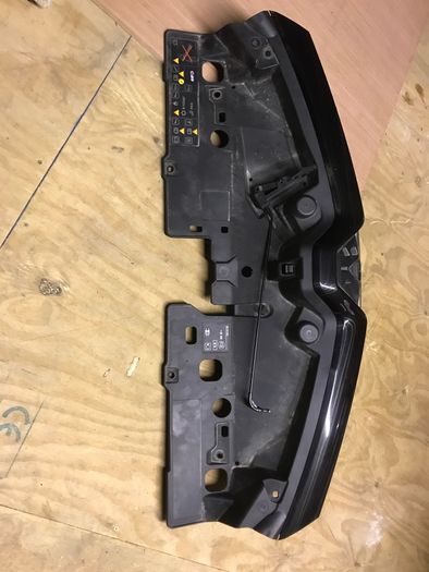 renault captur front backing grill