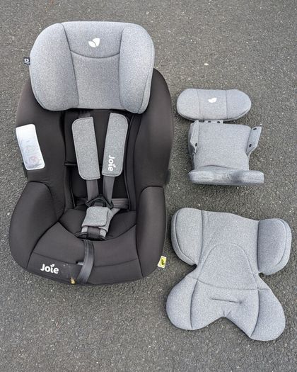 Joie Car seat with Isofix base
