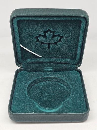 Canada Emty Holder Damage on Top