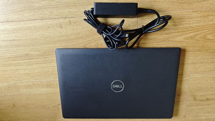 Dell Latitude 3520 i5(11 gen)/12GB/512 GB(NVMe) FHD 15.6" TouchScreen Laptop NoteBook