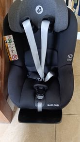 Maxi Cosi car seat