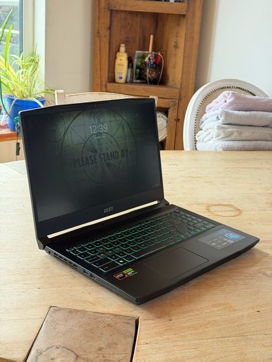Gaming Laptop MSI Katana RTX 4070