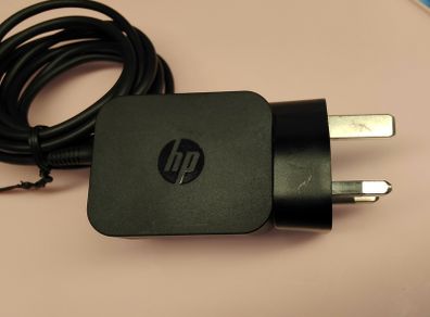 HP 15.75W 5.25V 3A TYPE-C AC Adapter For HP Pro Tablet 608 G1 For HP Pavilion x2 Detachable