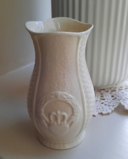 Belleck Fine China Vase