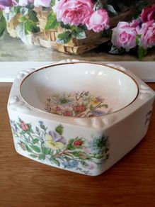 Aynsley Wild Tudor Nuts Bowl