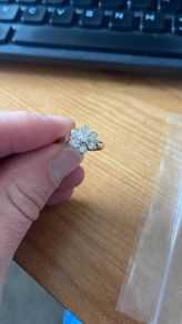 18 ct Gold Diamond Cluster Ring