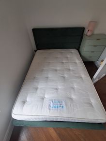 Free double mattress