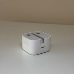 Apple Type-C Charger   20W