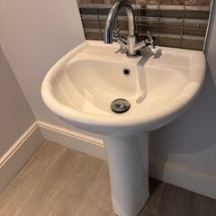 Bathroom sink, tap & pedestal