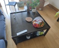 Coffee table/ TV table
