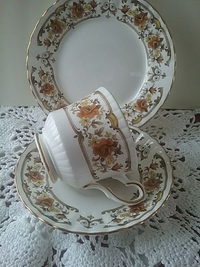 Royal Stafford Clovelly Trio