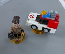 lego dimensions Ghostbusters ecto 1 and figure