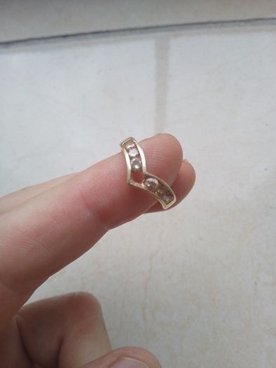 Diamond ring