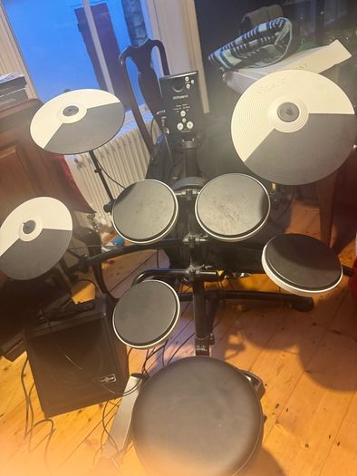 Roland TD1K electric drum kit