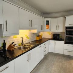 Modern White Gloss Kitchen