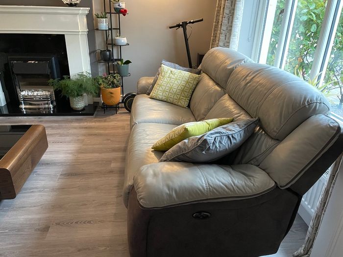 3 + 2 Electric reclining Sofa