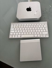 Apple mac mini  Keyboard and Trackpad