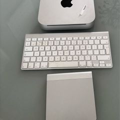 Apple mac mini  Keyboard and Trackpad