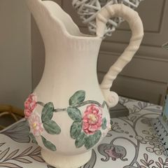 Shabby chic jug