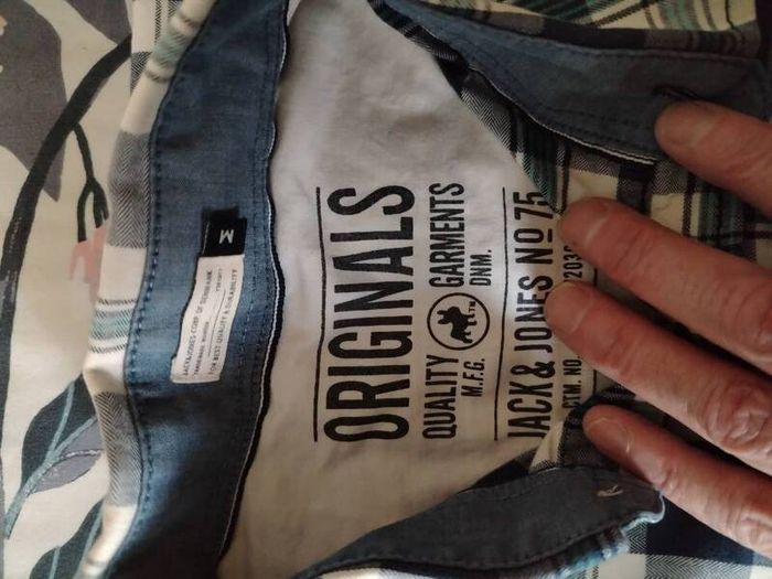 beautiful new jack and Jones shirt