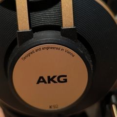 Akg K92