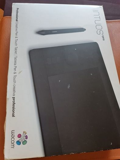 wacom intuos pro small