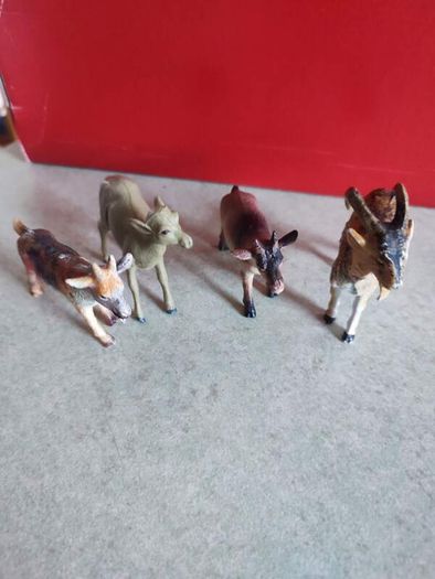 3 GOAT MINIATURE plus one deer Farm Animals Figurine