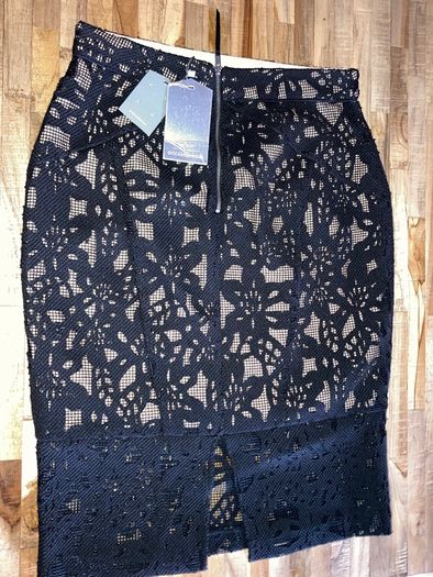 BNWT lace midi skirt - Oasis Occasion wear