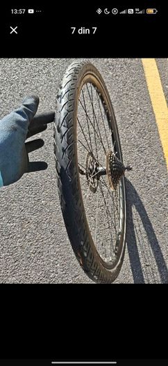 bike back wheel 28 inches