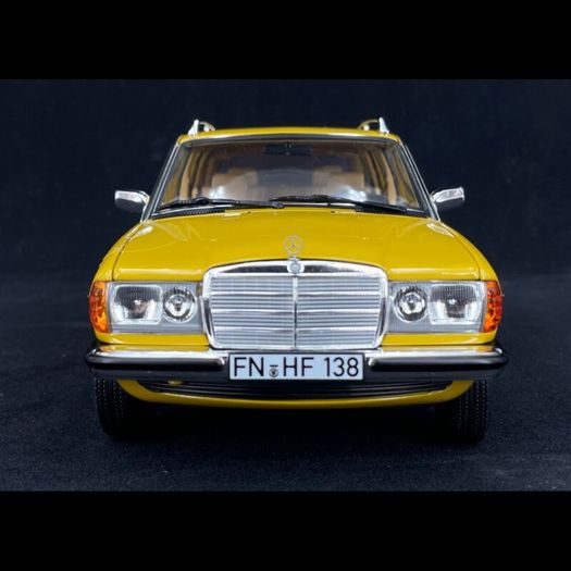 Mercedes 200t - W123 Estate - 1982 - 1/18 - New In Box