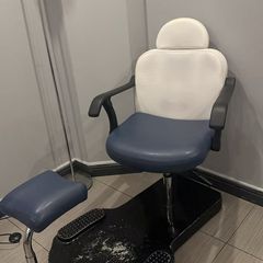 pedicure chair