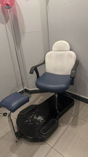 pedicure chair