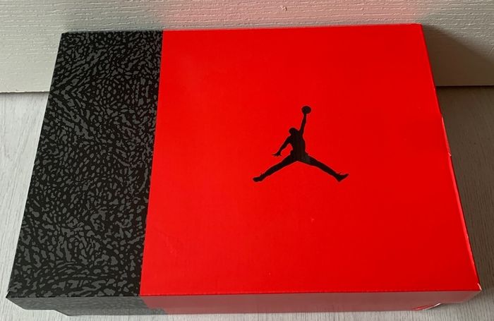 Nike Air Jordan 3 Retro SE Unite Fire Red UK 11 / US 12 DEADSTOCK