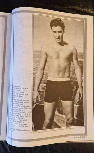 Two Rare Vintage Elvis Presley Magazines Elvis Remembered  & Memorial Edition !