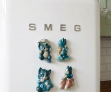 1960s cat magnets x 4