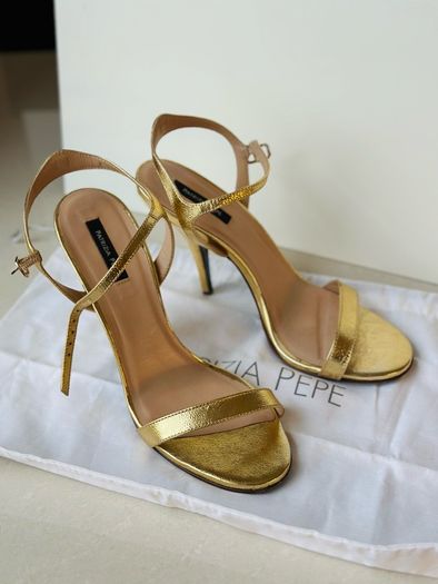 Gold Shoes
