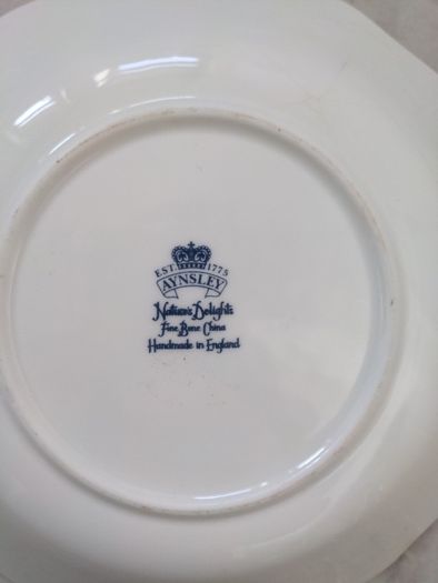 Aynsley - Nature's Delight decorative bowl