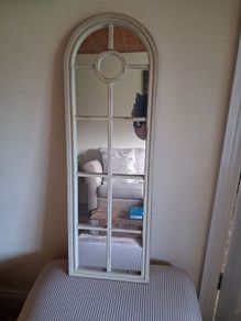 mirrors and pictures