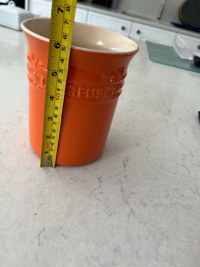 Le Creuset Vase