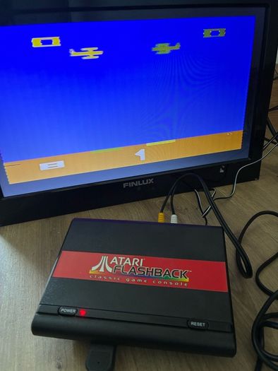 Atari Flashback Boxed 20Games + Joysticks