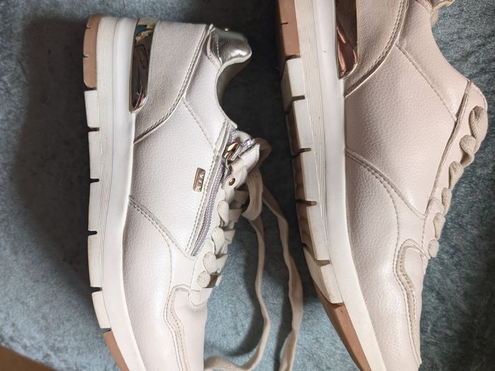 Ladies Trainers by Tommy Bowe