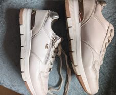 Ladies Trainers by Tommy Bowe