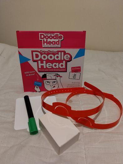Doodle Head Drawing Game
