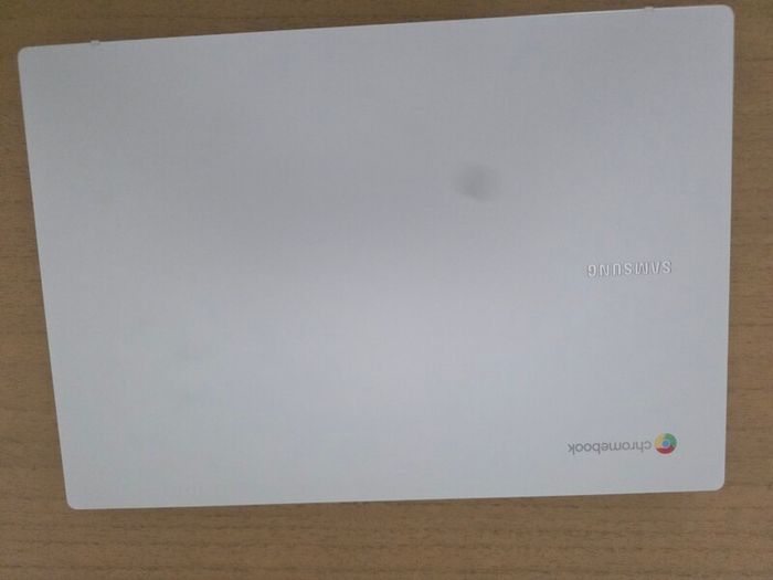 Samsung CSamsung Galaxy Chromebook Go XE340XDA-KA2UKhromebook