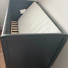 cot