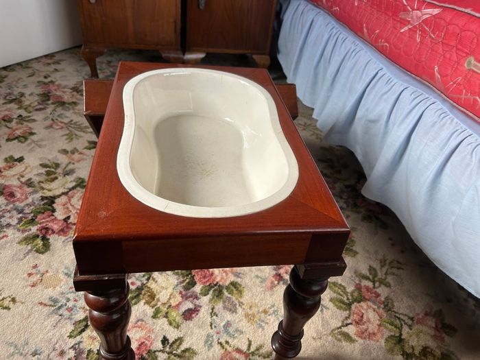 Victorian Mahogany table porcelain baby bath/bidet