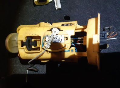 BMW 320d E46 In Tank Fuel Pump Sender Unit 6 750582