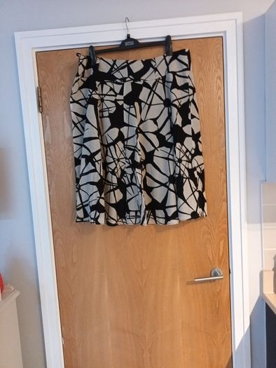 John Rocha  Skirt.  S.20.  New - No Tag..