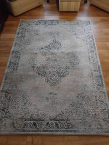 Rug